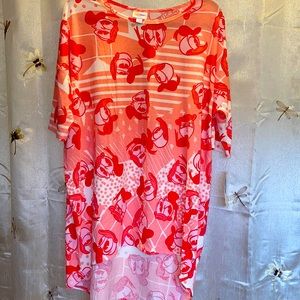 NWT Irma tunic from LuLaRoe featuring Donald Duck!